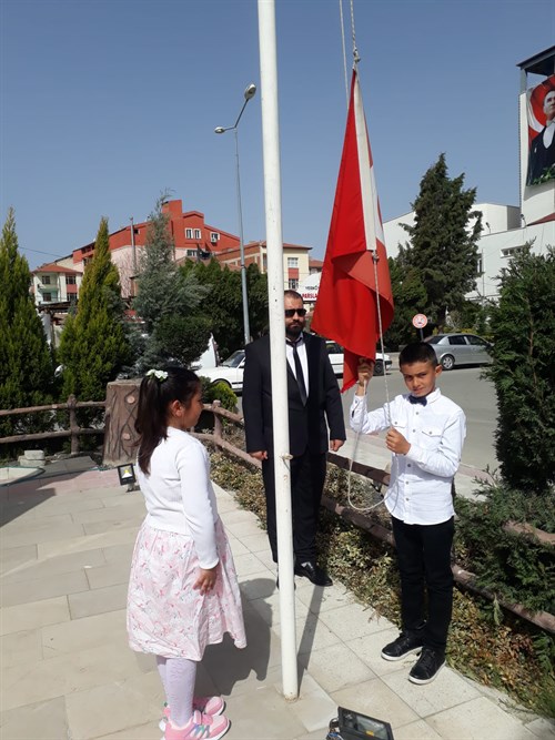 İlçemizde 23 Nisan  Kutlandı 