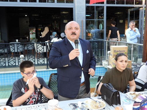 Şehit Aileleri ve Gazilerimiz Yemek Programında Buluştu